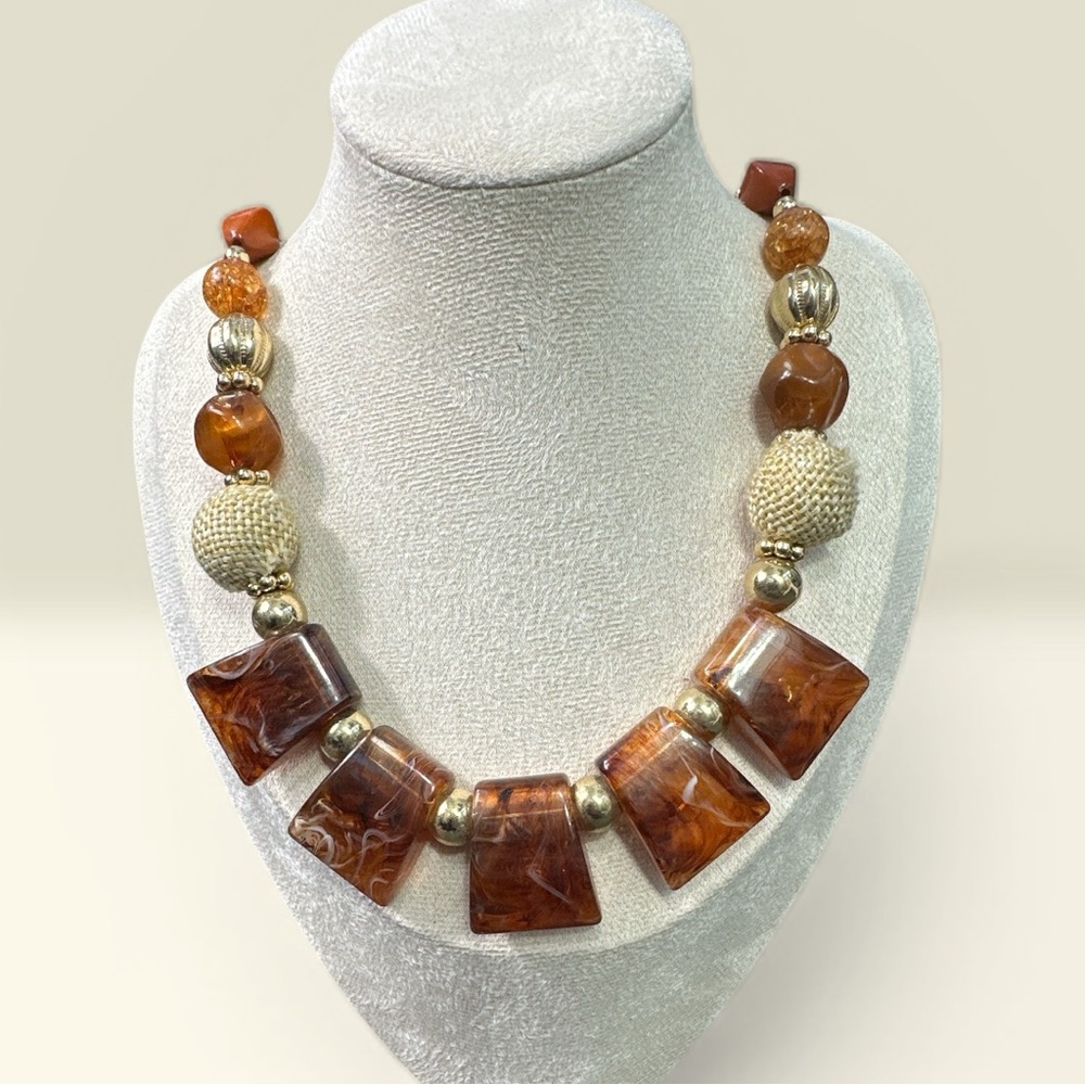 Vintage 1946 Lucite Mid Century Chunky Statement Necklace Retro‎ Gold & Brown